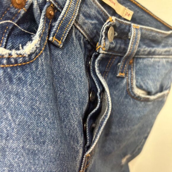 Levi's premium wedgie high rise jeans button fly distressed 24 - Picture 10 of 12